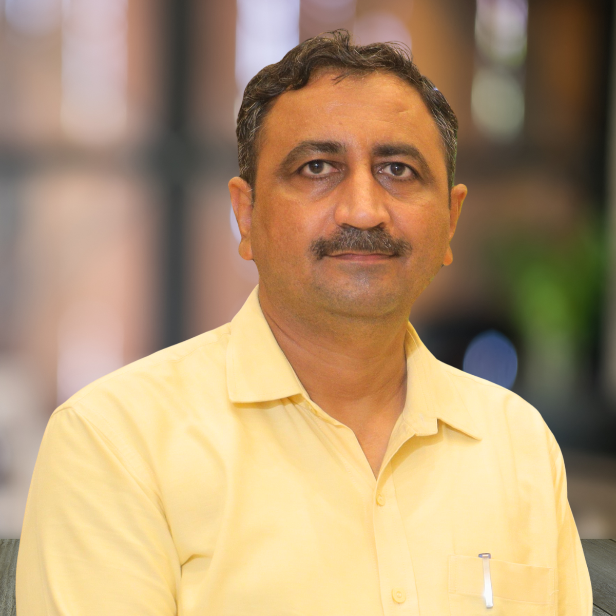 Mr Vinod Saharan